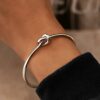 variant-image-1 Bracciale rigido con nodo