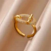 Anello con Zirconi ovale Gold